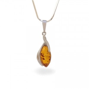 Amber pendant | Sterling silver | Height - 33mm, Width - 10mm | Weight - 1,6g
