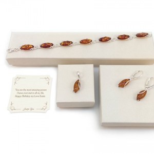 Amber pendant | Sterling silver | Height - 33mm, Width - 10mm | Weight - 1,6g | ZD.1095W