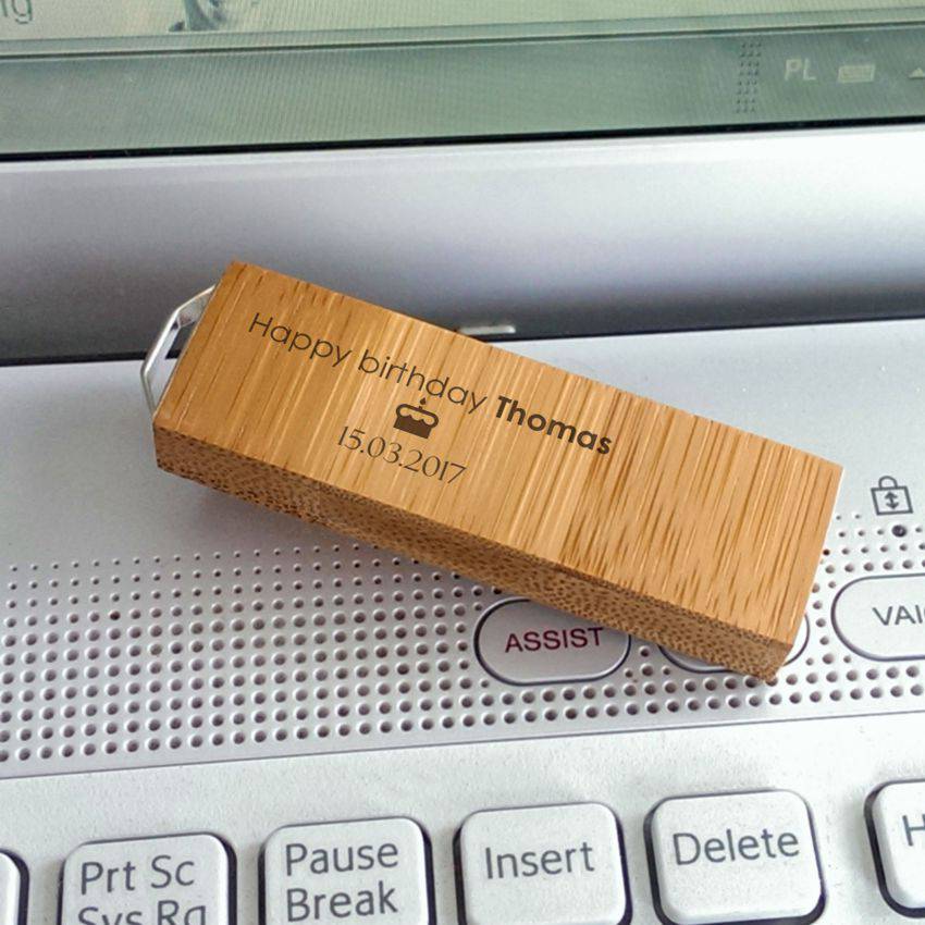 16/32 GB Holz USB Stick Buch mit Wunschgravur personalisiertes Geschenk usbstick
