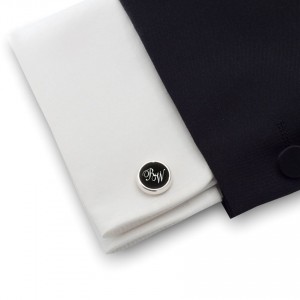 Engraved round Cufflinks | Available in 10 fonts | Sterling silver | Onyx stone | ZD.114